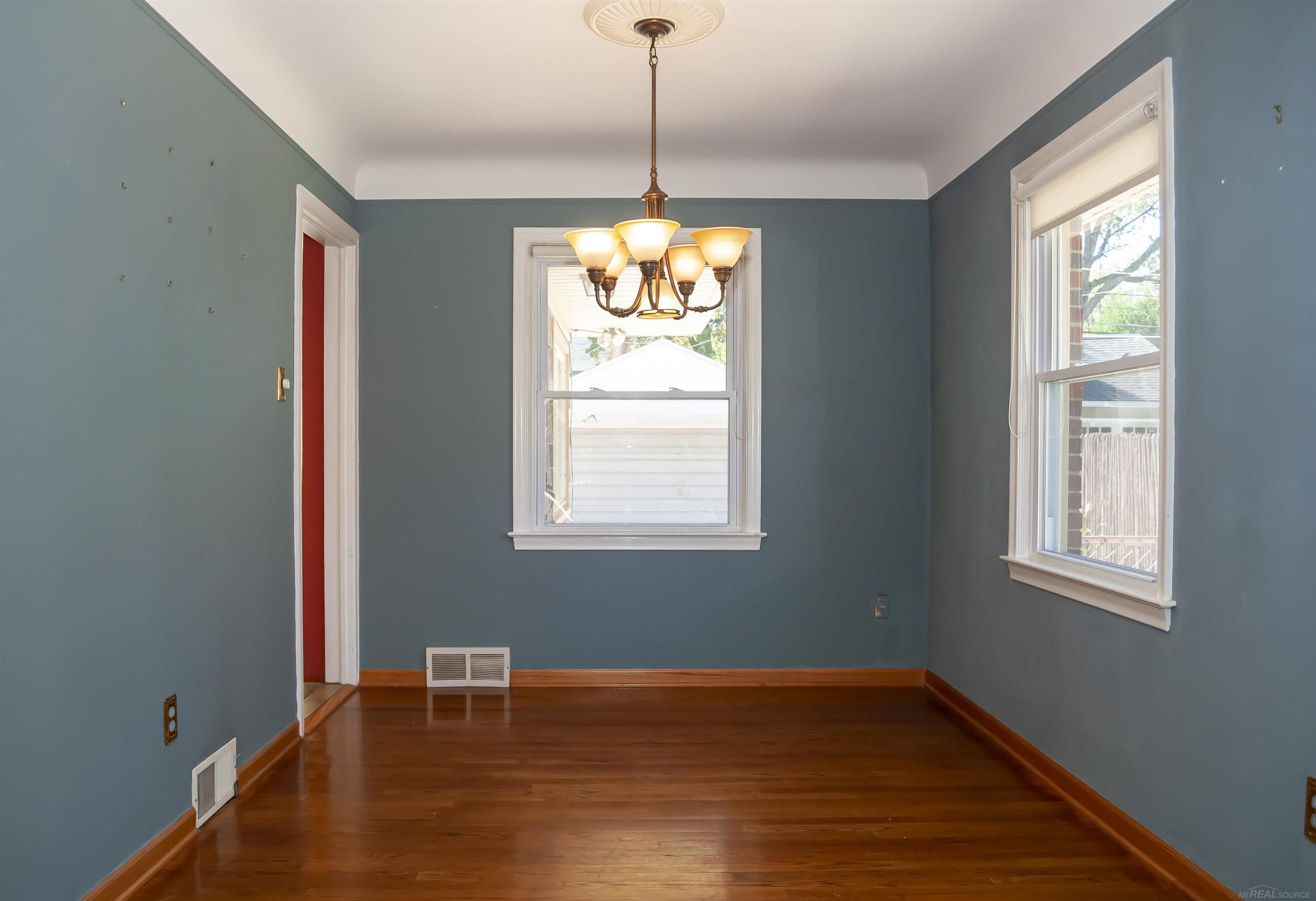 1229 Cadieux Road Grosse Pointe Park, MI 48230 - Photo 8 of 42