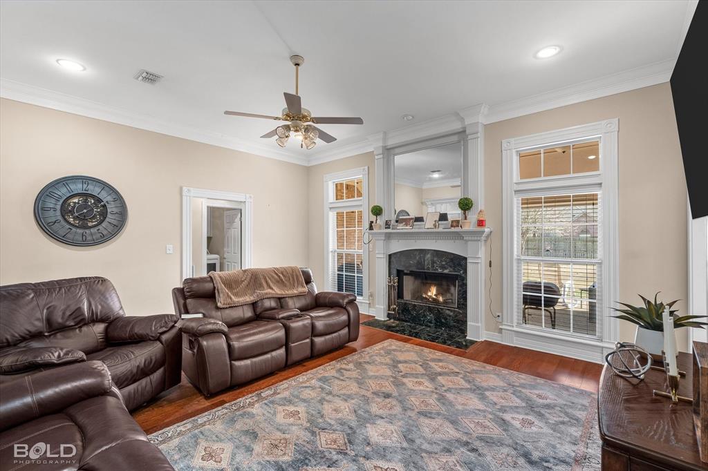 218 Ridgefield Drive Bossier City, LA 71111 - Photo 6 of 40