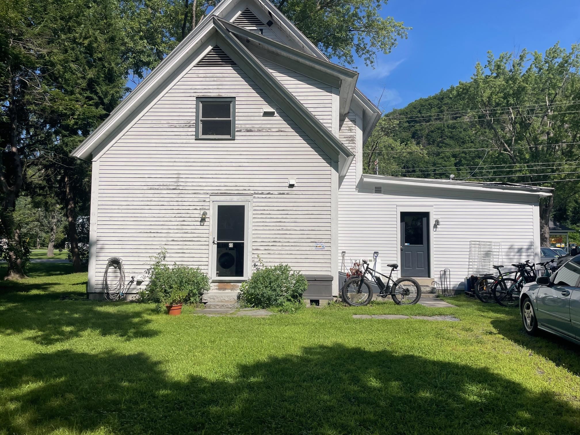 466 Us Route 5 Fairlee, VT 05045 - Photo 14 of 24