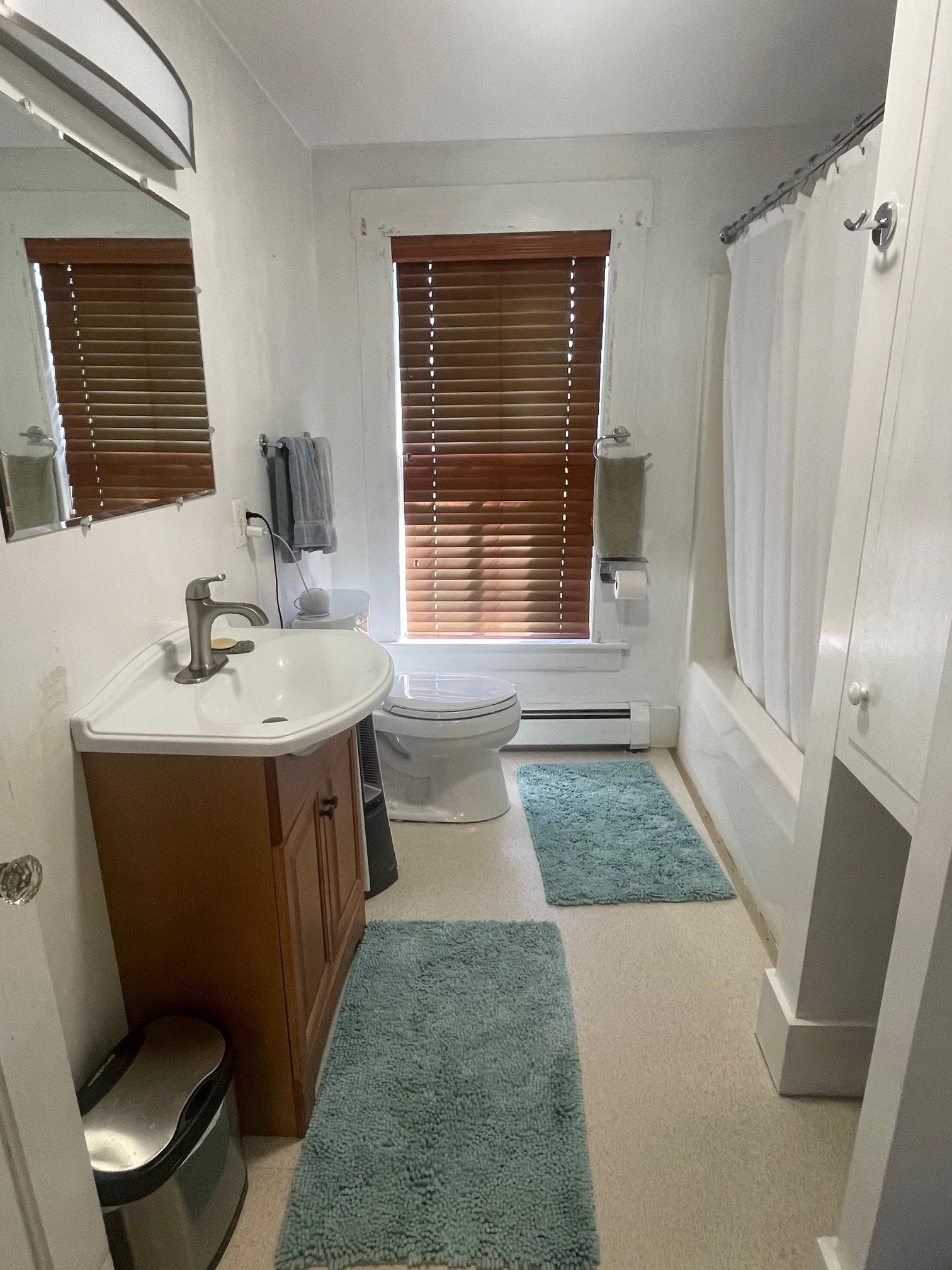 466 Us Route 5 Fairlee, VT 05045 - Photo 8 of 24