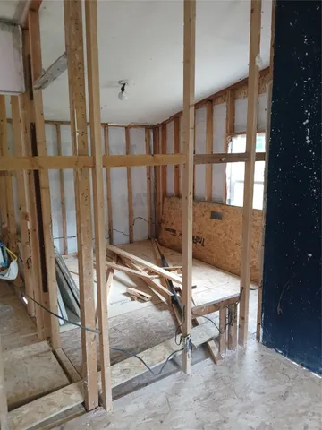 a view of an outdoor space