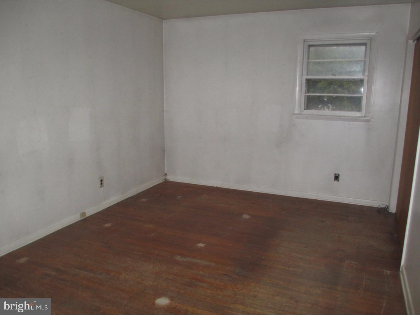 1656 Blue Bell Road Williamstown, NJ 08094 - Photo 8 of 10 Gallery Image 8