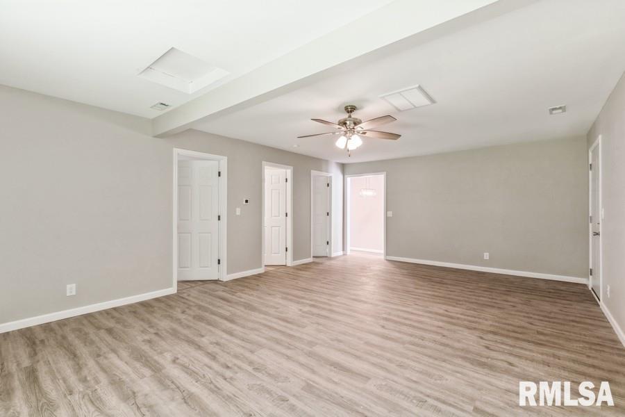 1231 Devils Glen Road Bettendorf, IA 52722 - Photo 10 of 15 Gallery Image 10