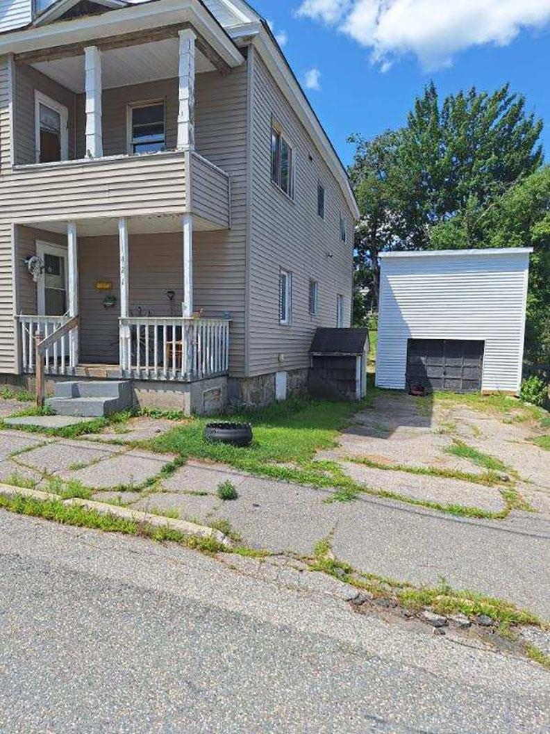 421 Champlain Street Berlin, NH 03570 - Photo 2 of 21