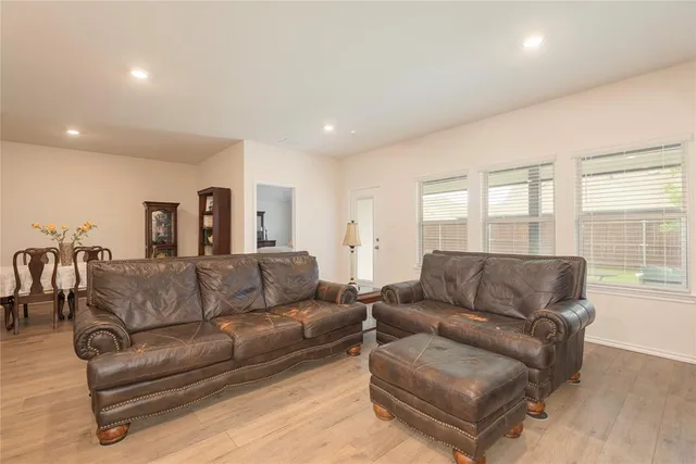 $330,000 | 723 Primrose Lane, Pilot Point, TX 76258