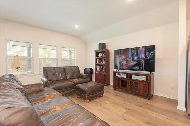 $330,000 | 723 Primrose Lane, Pilot Point, TX 76258