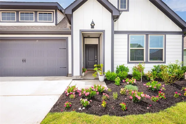 $330,000 | 723 Primrose Lane, Pilot Point, TX 76258