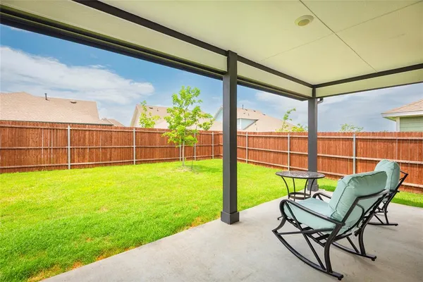 $330,000 | 723 Primrose Lane, Pilot Point, TX 76258