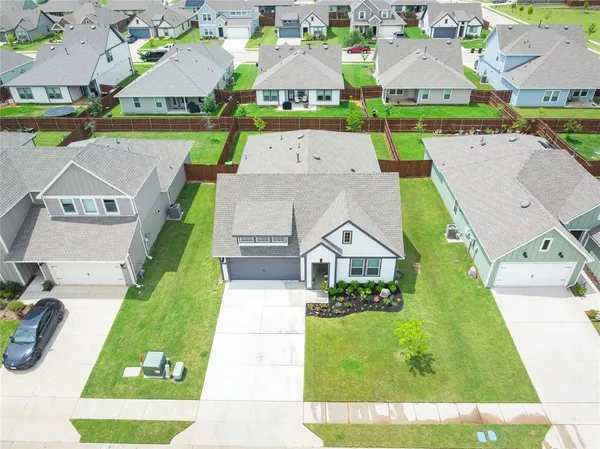 $330,000 | 723 Primrose Lane, Pilot Point, TX 76258