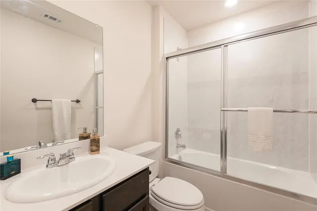 $330,000 | 723 Primrose Lane, Pilot Point, TX 76258