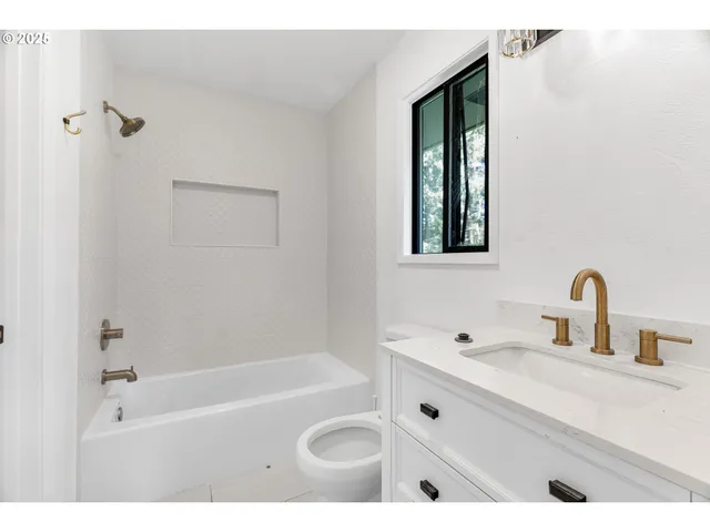 $675,000 | 95708 Horton Lane, Brookings, OR 97415