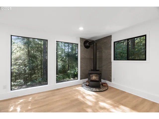 $675,000 | 95708 Horton Lane, Brookings, OR 97415