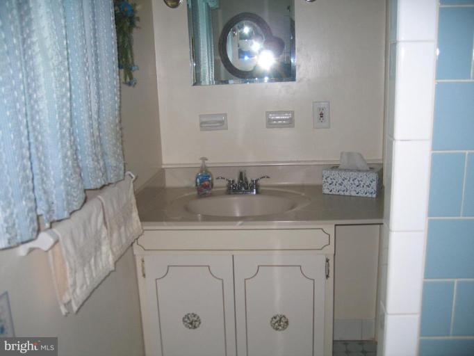 2211 Reedie Drive Silver Spring, MD 20902 - Photo 17 of 25 Master Bath
