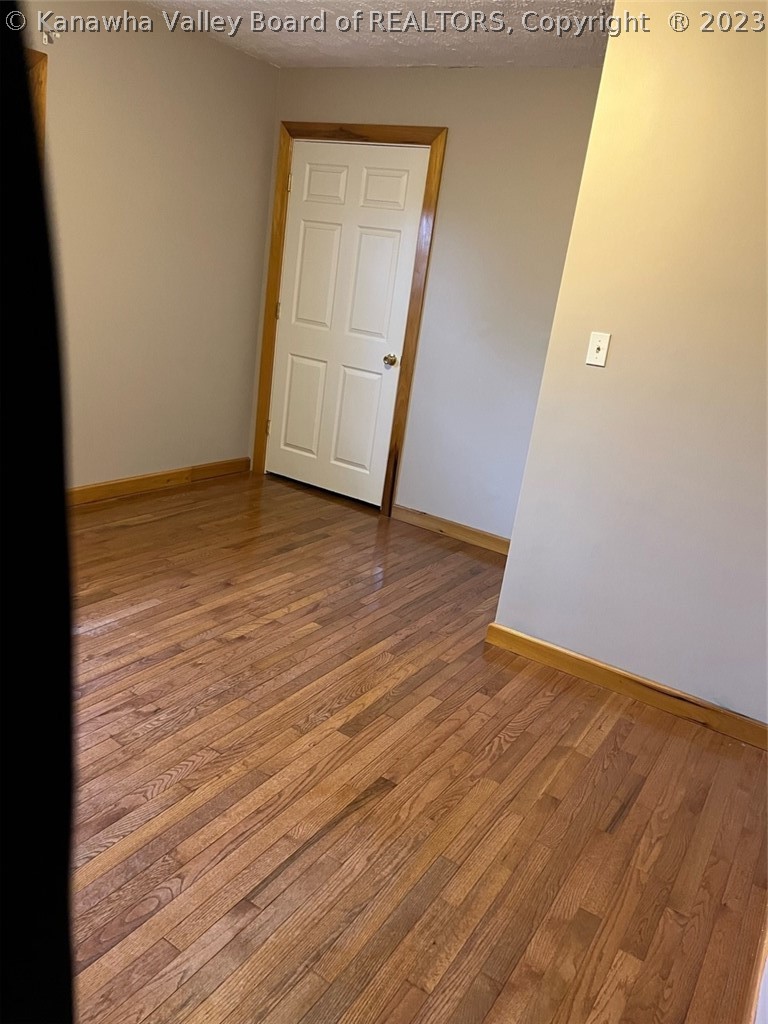 2728 Cross Crk Road Buffalo, WV 25033 - Photo 29 of 39 Gallery Image 29