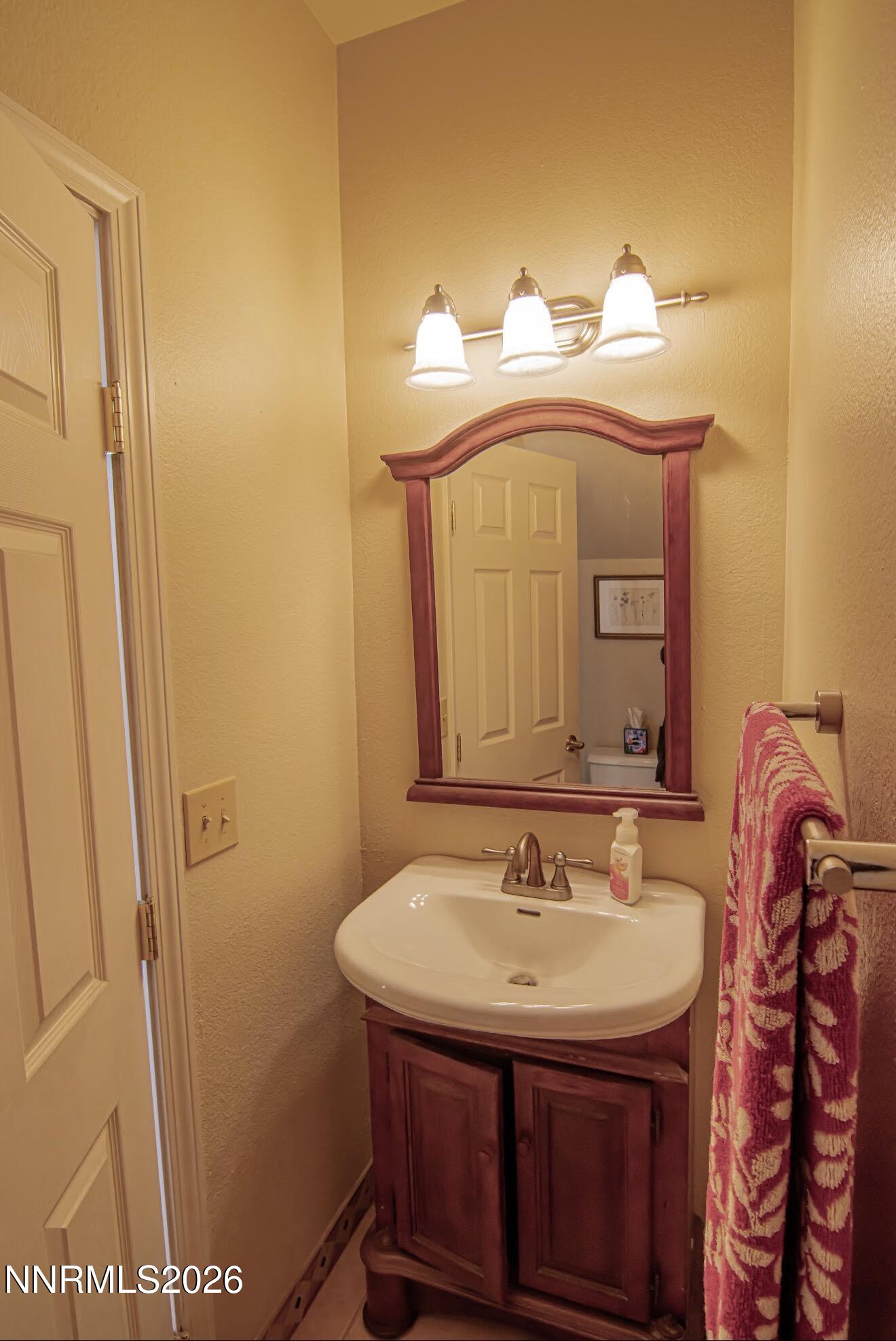 4335 Leeward Lane Reno, NV 89502 - Photo 9 of 28 IMG_2037