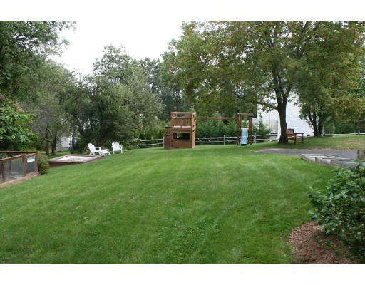6 Tip Cart Road Sutton, MA 01590 - Photo 20 of 22
