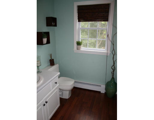 6 Tip Cart Road Sutton, MA 01590 - Photo 9 of 22