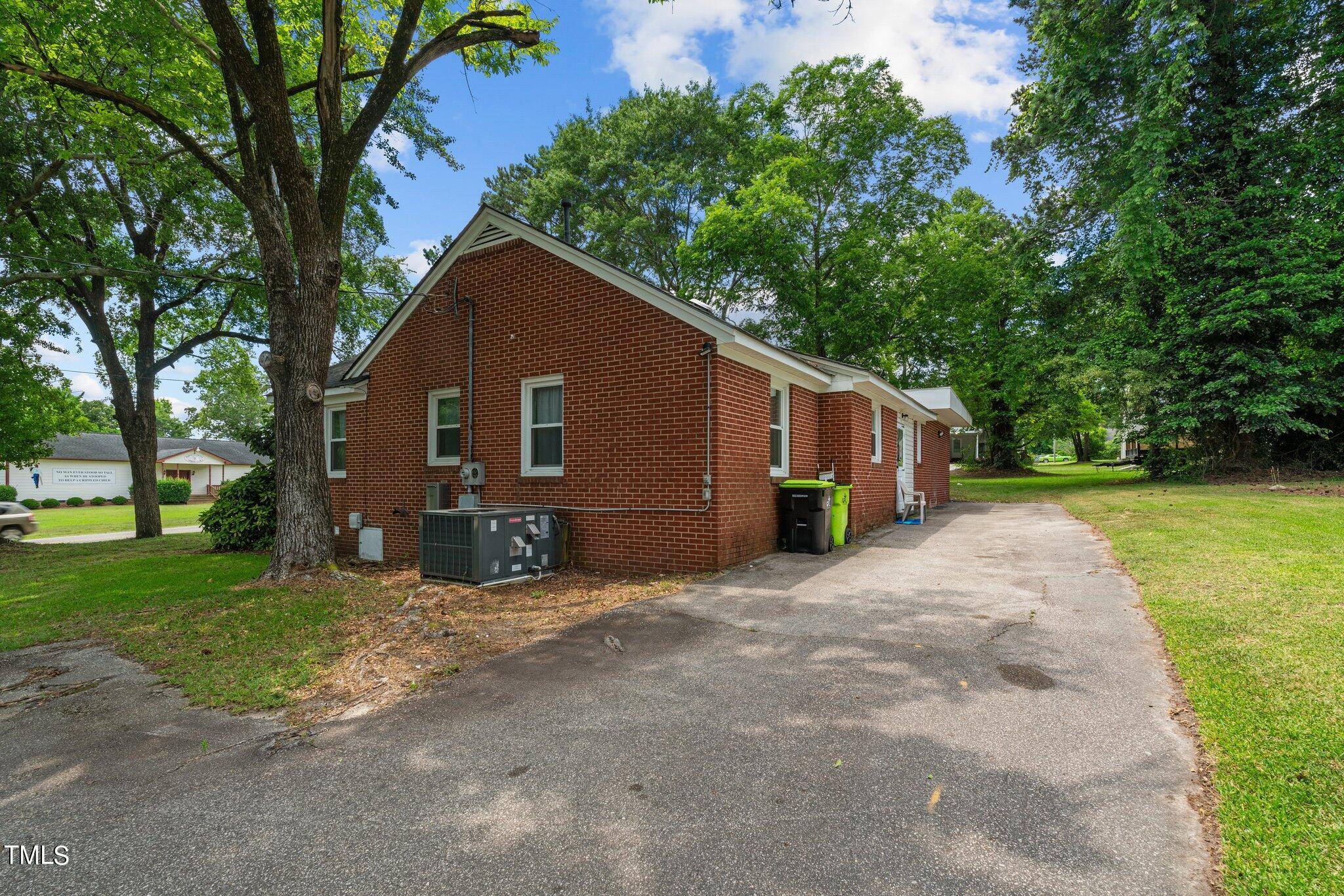 200 West Old Road Lillington, NC 27546 - Photo 34 of 37 39-web-or-mls-DSC09636