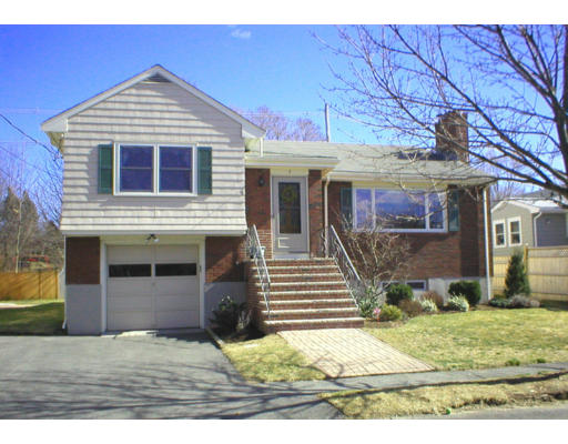 3 Sharon Road Marblehead, MA 01945 - Photo 1 of 12