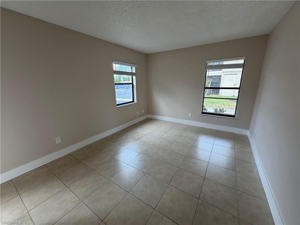 5305 Summerlin Road, Unit 502 Fort Myers, FL 33919 - Photo 5 of 20