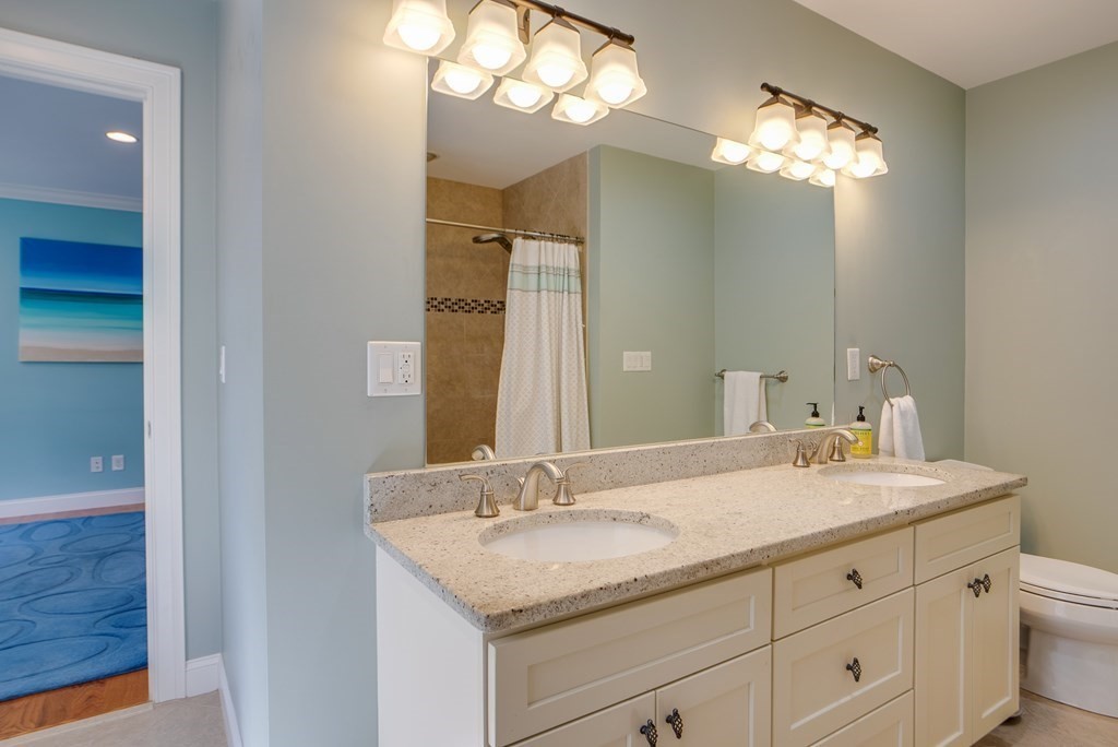7 Foster Road Bedford, MA 01730 - Photo 23 of 42 Gallery Image 23