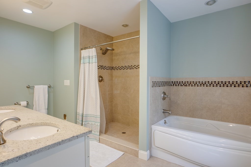 7 Foster Road Bedford, MA 01730 - Photo 24 of 42 Gallery Image 24