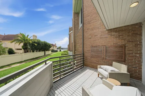$325,000 | 1723 Enterprise Avenue, League City, TX 77573