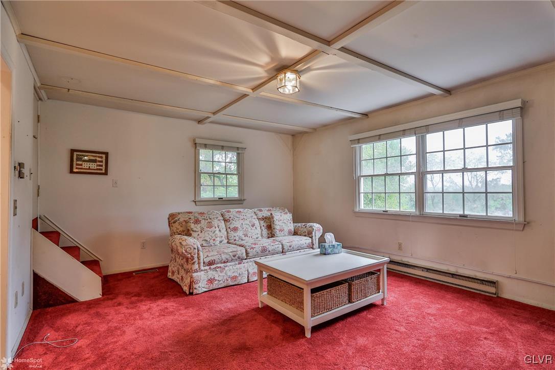 3438 Oak Hill Road Emmaus, PA 18049 - Photo 24 of 49 Family room