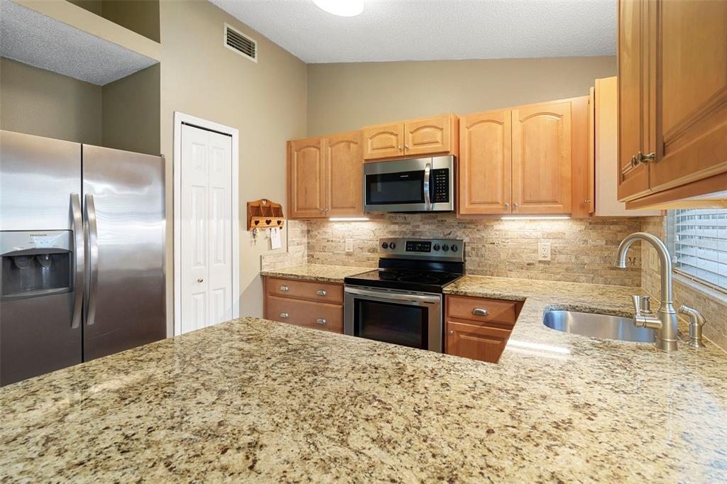 2033 Garwood Drive Orlando, FL 32822 - Photo 16 of 41