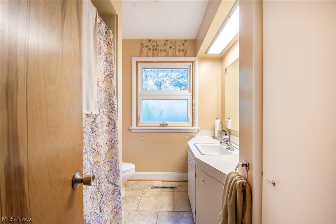 6245 Mahoning Road Hubbard, OH 44425 - Photo 22 of 28 Gallery Image 22
