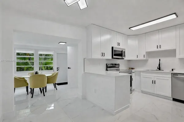 $649,000 | 1220 Northeast 8th Street, Pompano Beach, FL 33060