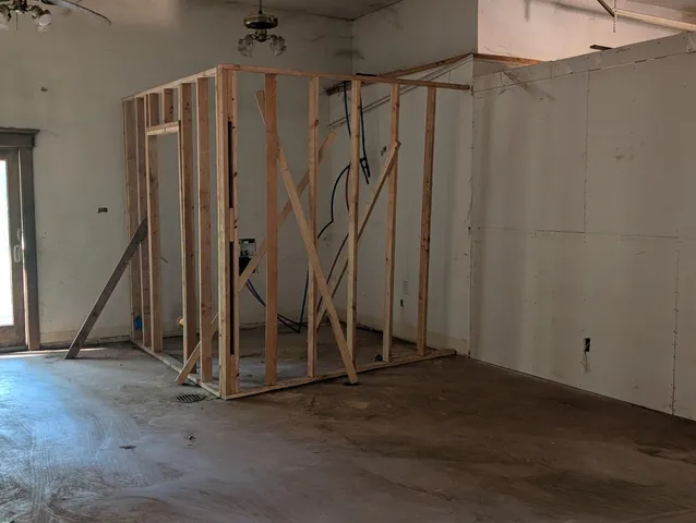 $219,700 | 211 Goa Way, Lewiston, CA 96052