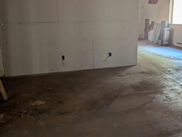 $219,700 | 211 Goa Way, Lewiston, CA 96052