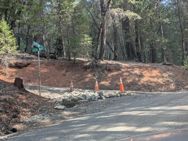 $219,700 | 211 Goa Way, Lewiston, CA 96052