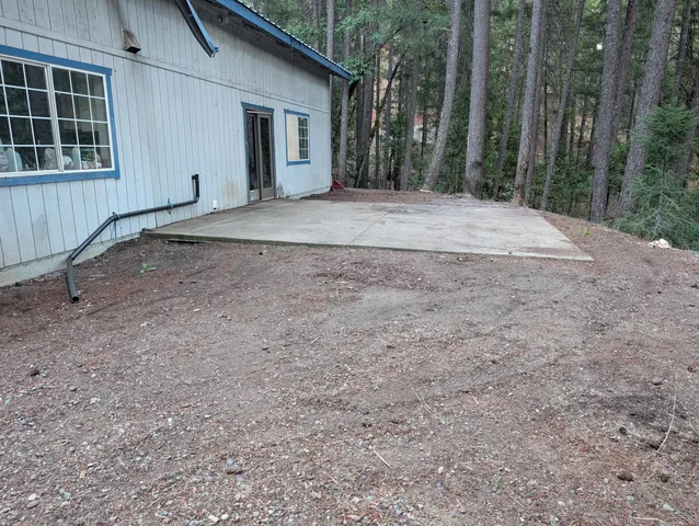 $219,700 | 211 Goa Way, Lewiston, CA 96052