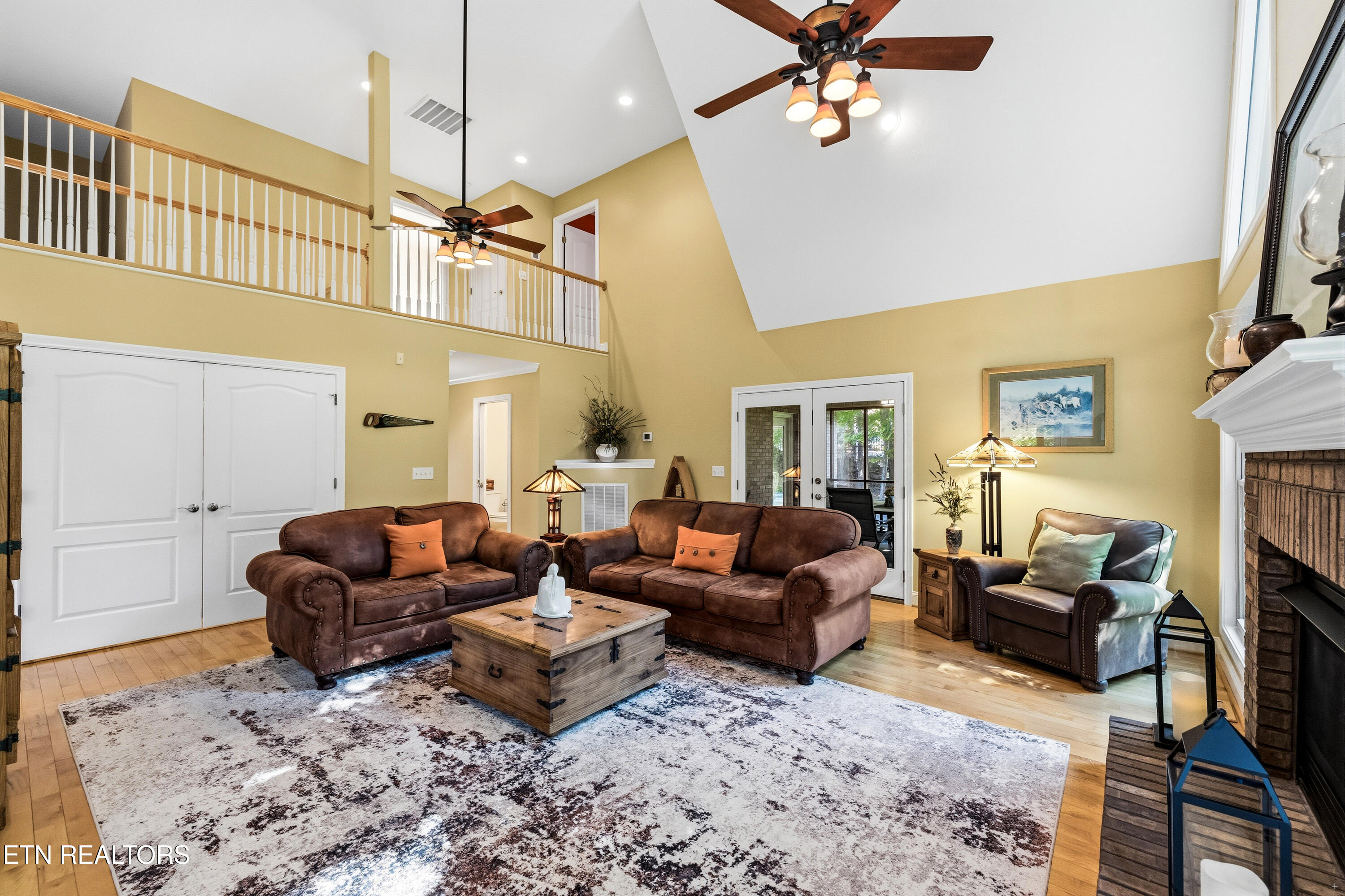 127 Ridgeland Lane Sharps Chapel, TN 37866 - Photo 10 of 52 Living room