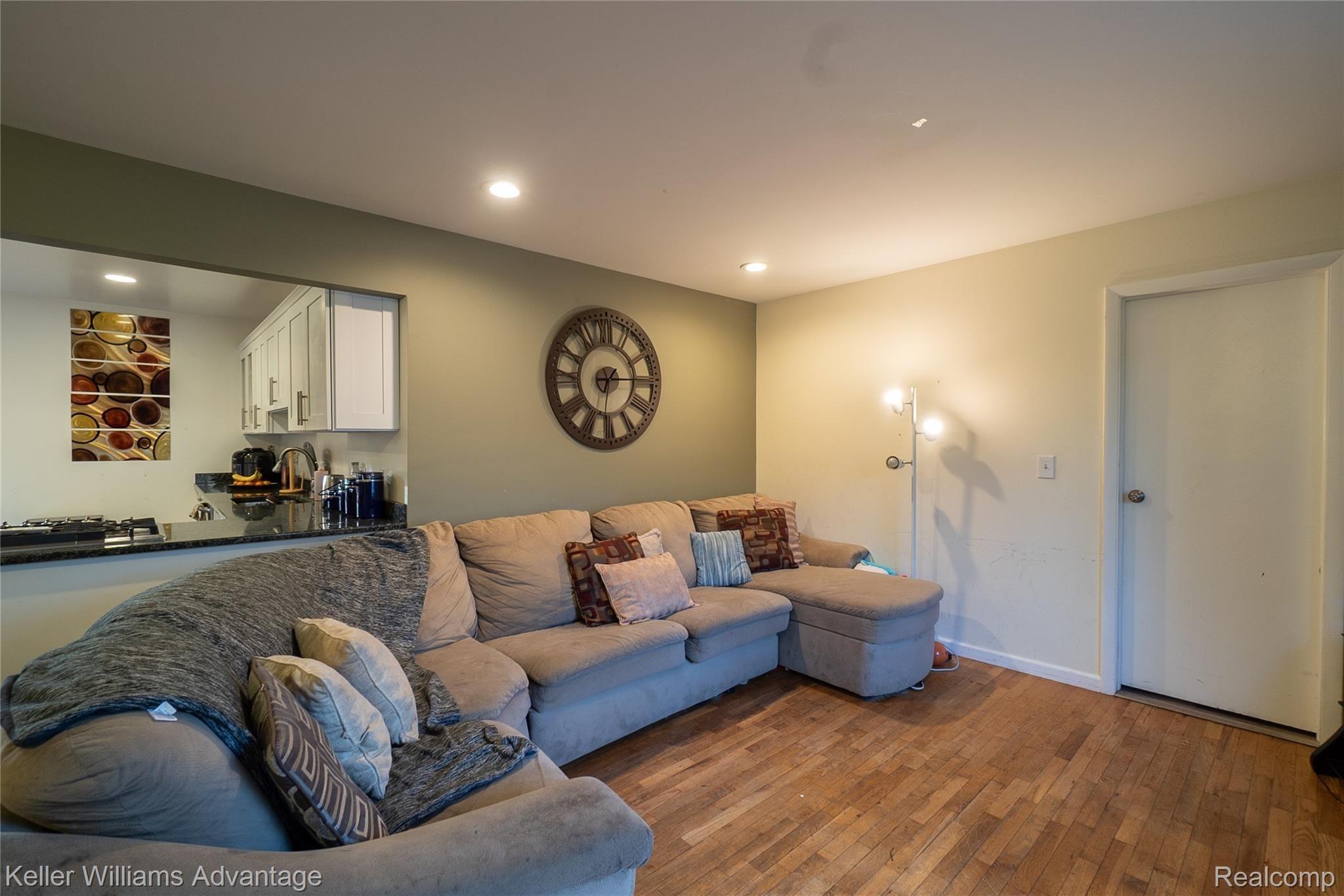 4304 Collins Road Rochester, MI 48306 - Photo 4 of 23 ColinsRd_4304_Livingroom 1.jpg