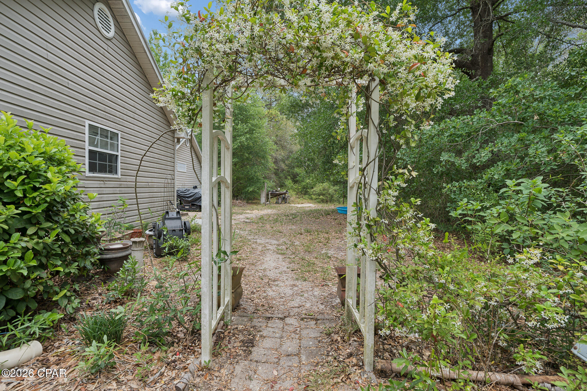 1101 Court Martial Ranch Road Southport, FL 32409 - Photo 31 of 40