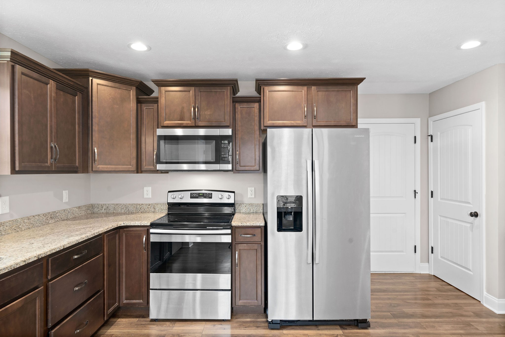 1709 Rains Road Clarksville, TN 37042 - Photo 14 of 27 Gallery Image 14
