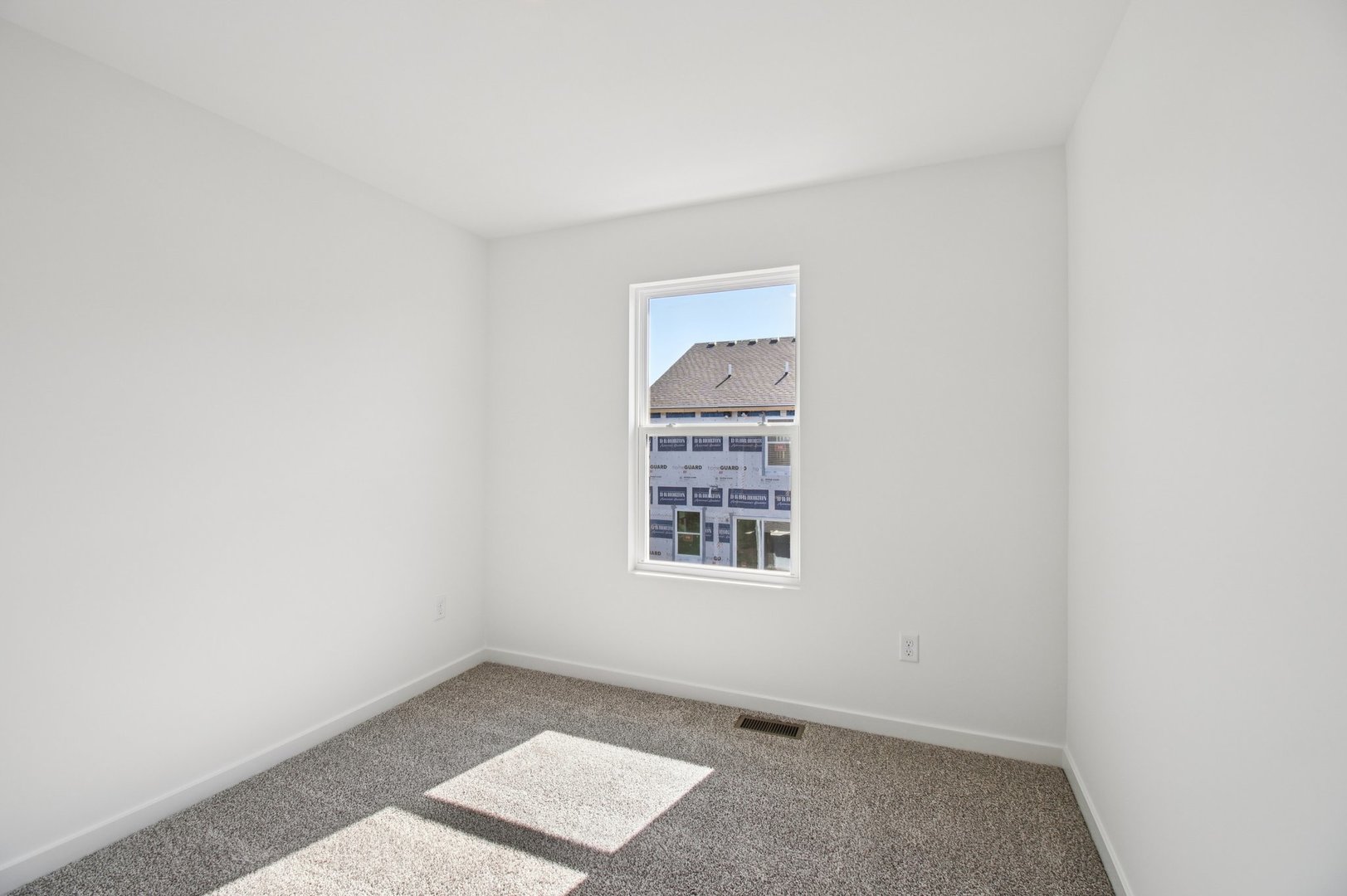 1433 Oakfield Lane Pingree Grove, IL 60140 - Photo 23 of 75 an empty room with a window