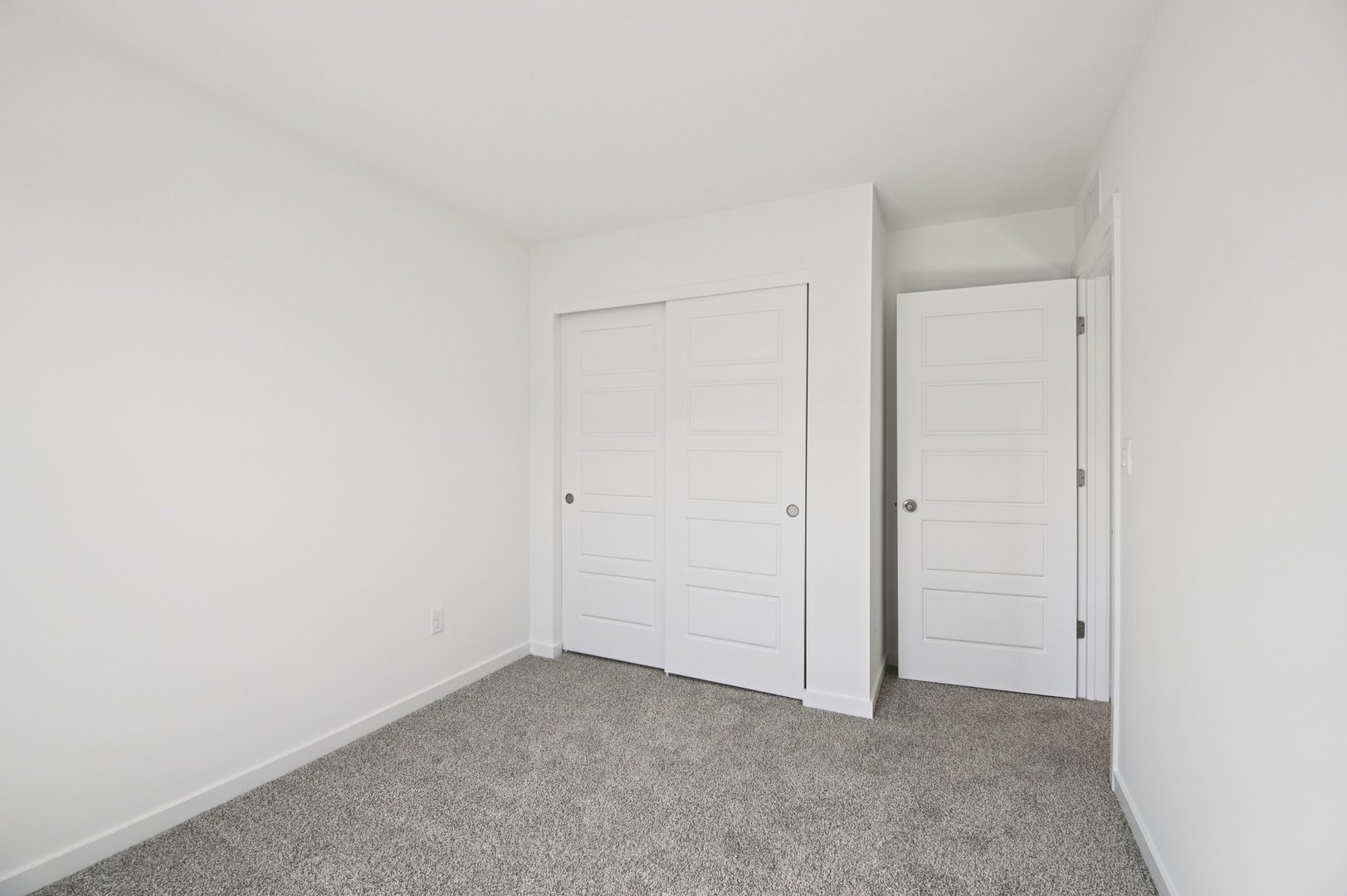 1433 Oakfield Lane Pingree Grove, IL 60140 - Photo 28 of 75 a view of an empty room