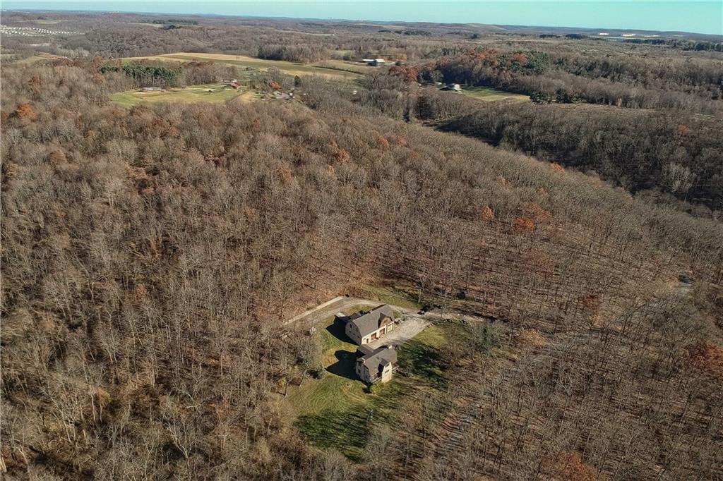 122 McCullough Road Imperial, PA 15126 - Photo 2 of 25 Gallery Image 2