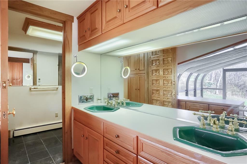 122 McCullough Road Imperial, PA 15126 - Photo 14 of 25 Gallery Image 14