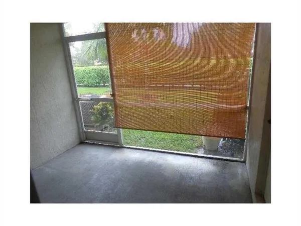 $2,400 | 51 Whitehead Circle, Unit 51, Weston, FL 33326