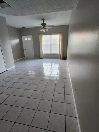 $2,400 | 51 Whitehead Circle, Unit 51, Weston, FL 33326