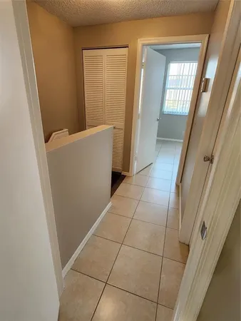 $2,400 | 51 Whitehead Circle, Unit 51, Weston, FL 33326