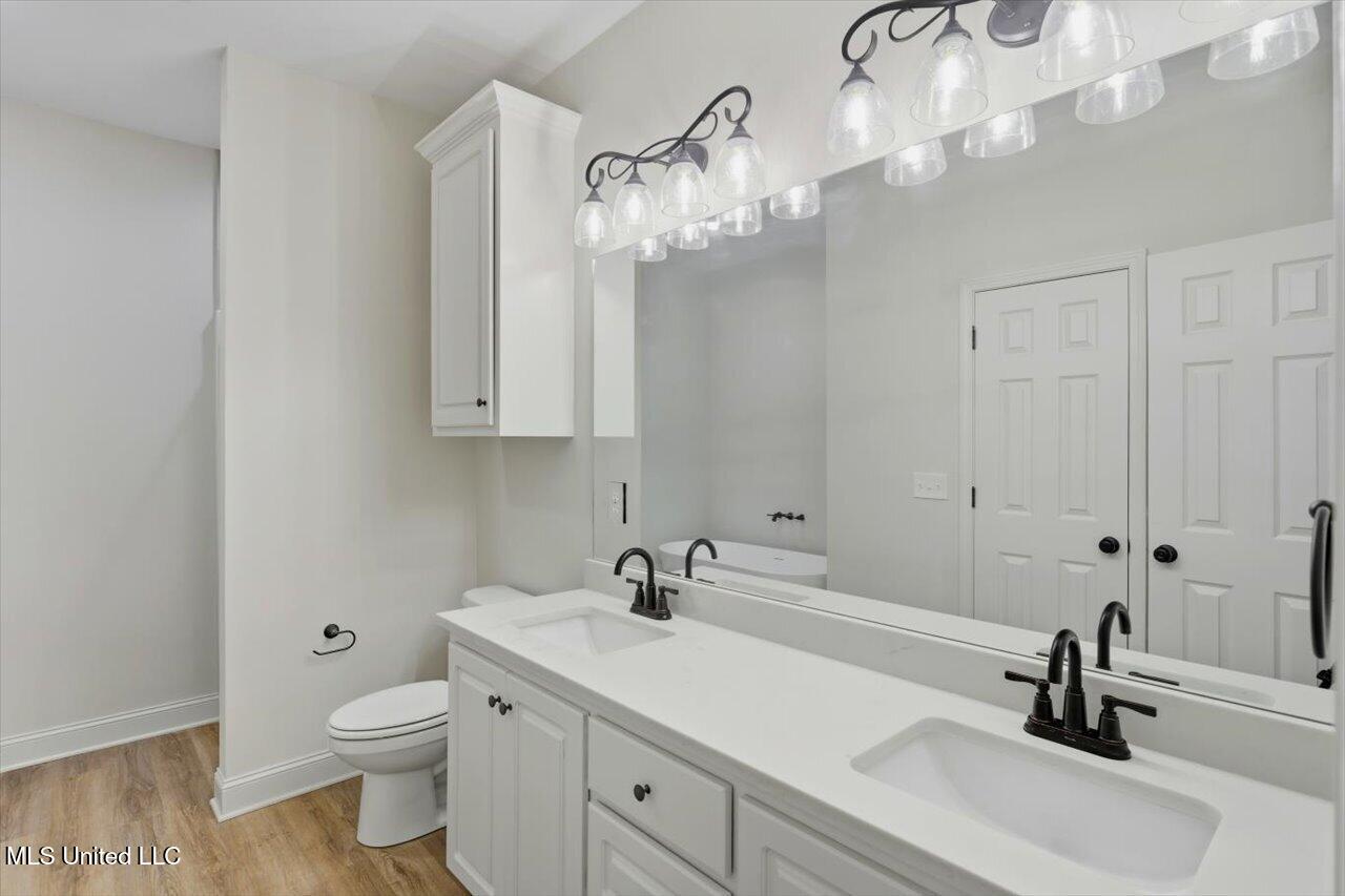 711 East Leake Street Clinton, MS 39056 - Photo 16 of 23 19-711 E Leake St _ Home Tours MS