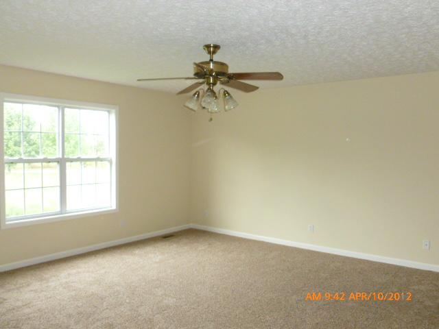 4305 Matthews Road Cedar Hill, TN 37032 - Photo 4 of 11 Gallery Image 4