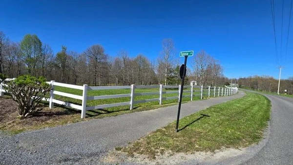 $189,900 | 217 A Daydream Drive, Dunlap, TN 37327