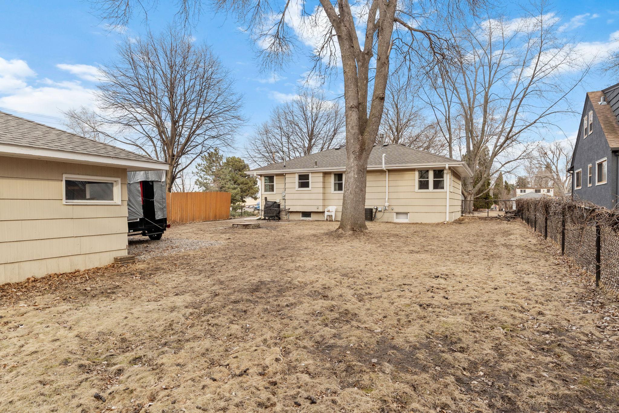 5337 Jersey Avenue North Crystal, MN 55428 - Photo 19 of 22